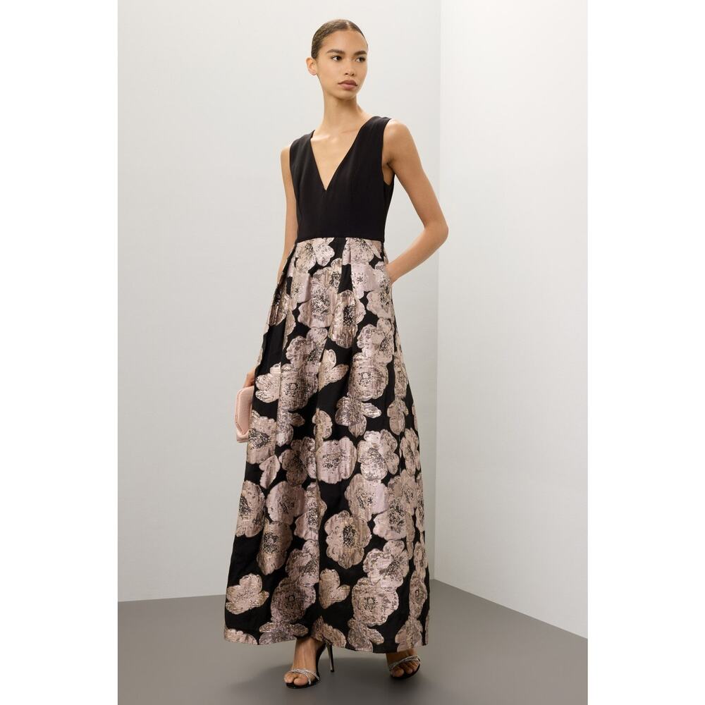 Hutch Black Floral Jacquard Gown - Sz 20W